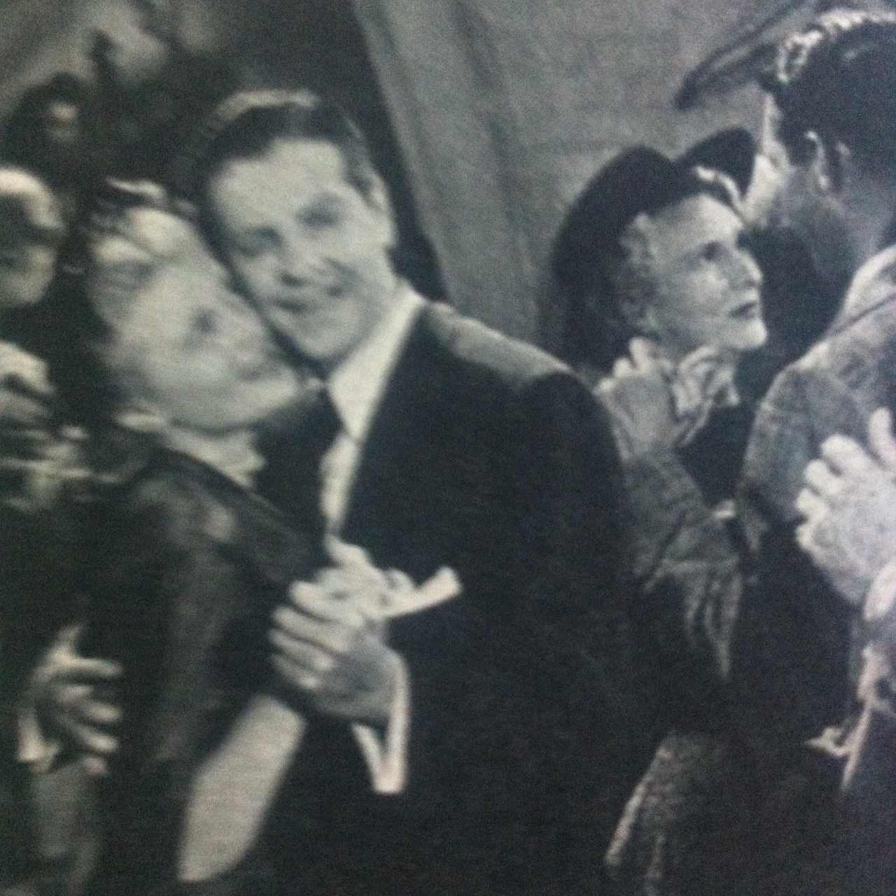 Robert Cummings در صحنه فیلم سینمایی The Petty Girl به همراه Joan Caulfield