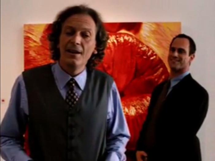 Ronald Guttman در صحنه سریال تلویزیونی قانون و نظم: واحد قربانیان ویژه به همراه کریستوفر ملونی