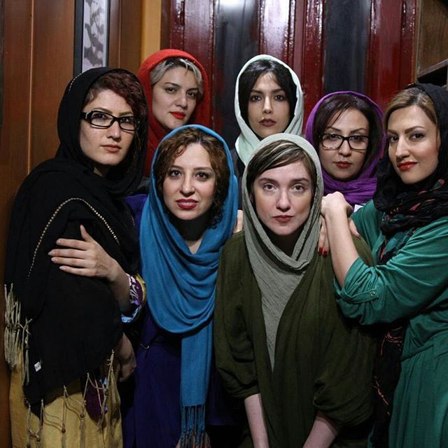 تصویری شخصی از شایسته ایرانی، بازیگر و گوینده سینما و تلویزیون