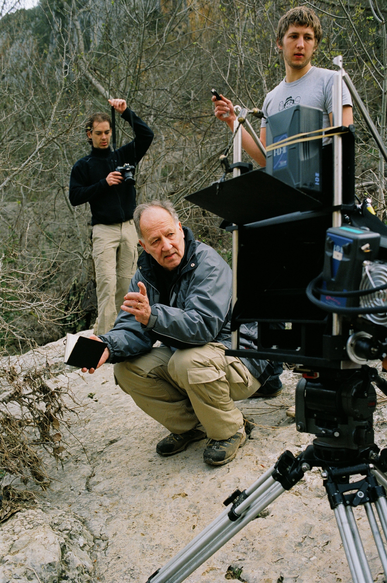 Werner Herzog در صحنه فیلم سینمایی Cave of Forgotten Dreams