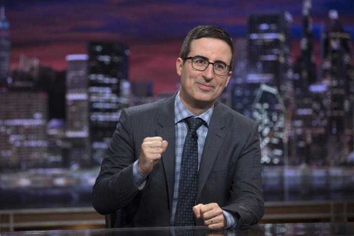  سریال تلویزیونی آخرهفته با جان اولیور با حضور John Oliver