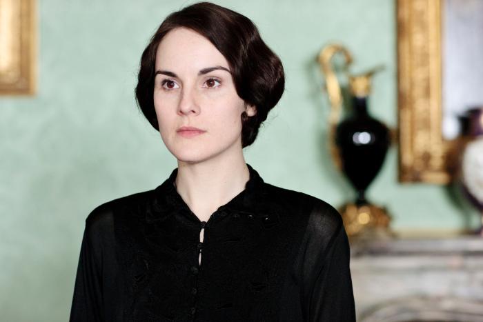 Michelle Dockery در صحنه سریال تلویزیونی دانتون ابی