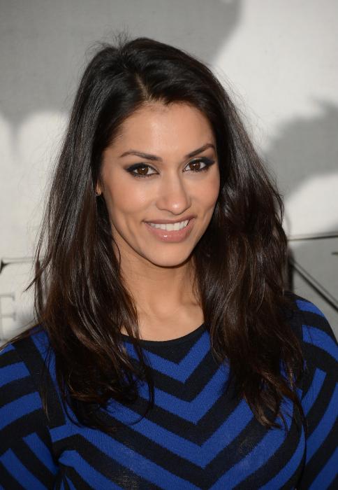 Janina Gavankar در صحنه سریال تلویزیونی بازی تاج و تخت