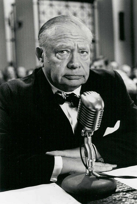 Allan Rich در صحنه فیلم سینمایی مسابقه تلویزیونی