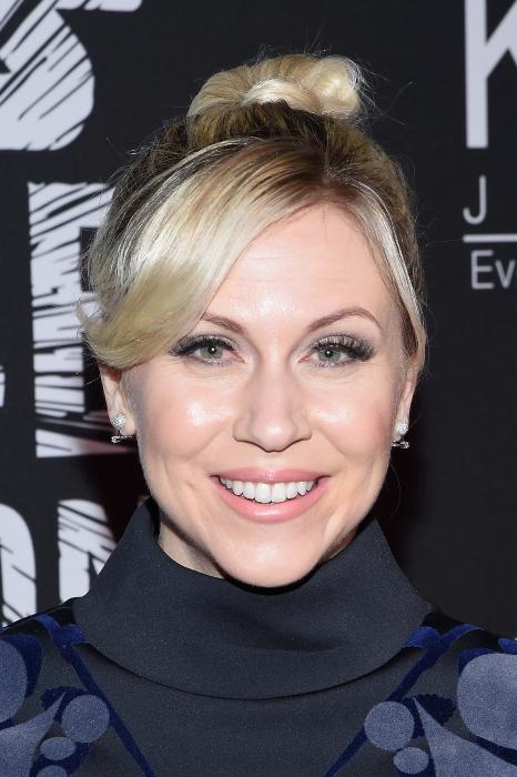 اشلی اکشتاین در صحنه فیلم سینمایی جنگ ستارگان: بیداری نیرو