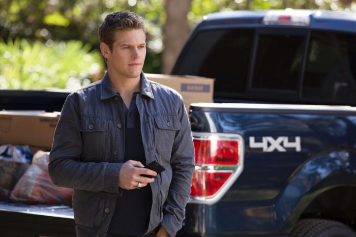 Zach Roerig در صحنه سریال تلویزیونی خاطرات خون آشام