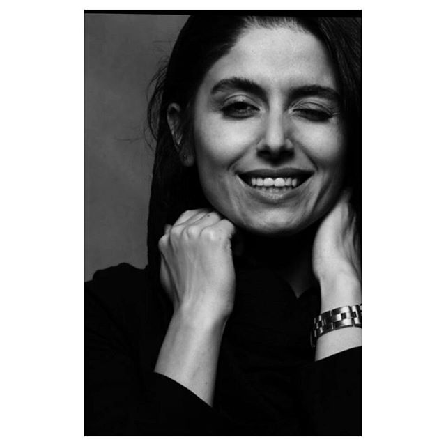 تصویری شخصی از رها خدایاری، بازیگر سینما و تلویزیون