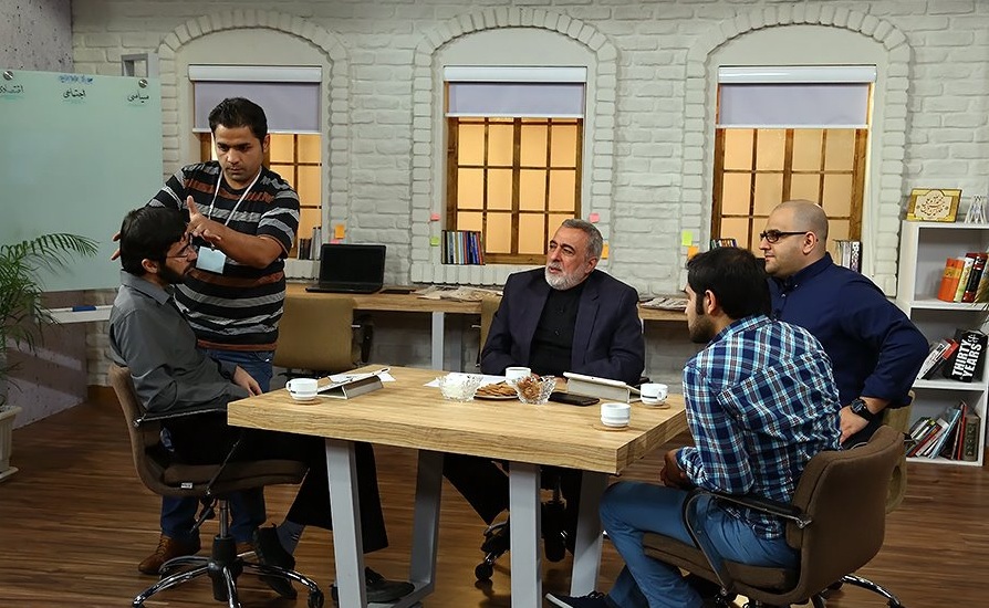  برنامه تلویزیونی عصرانه به کارگردانی ندارد