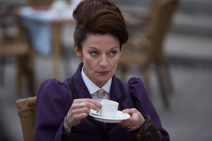 Michelle Gomez در صحنه سریال تلویزیونی Doctor Who