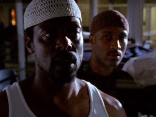 Eamonn Walker در صحنه سریال تلویزیونی از