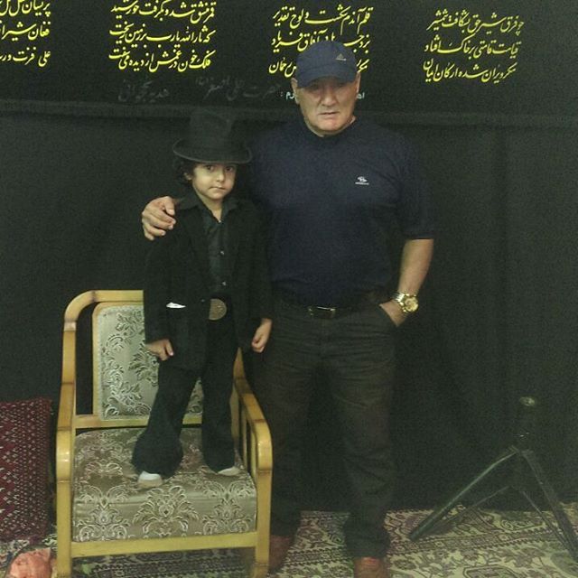 تصویری شخصی از صفر کشکولی، بازیگر و مهمان سینما و تلویزیون