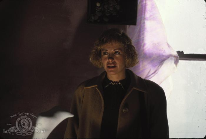 Catherine Hicks در صحنه فیلم سینمایی بازی بچگانه