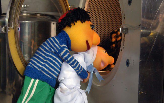  فیلم سینمایی کلاه قرمزی وبچه ننه به کارگردانی ایرج طهماسب