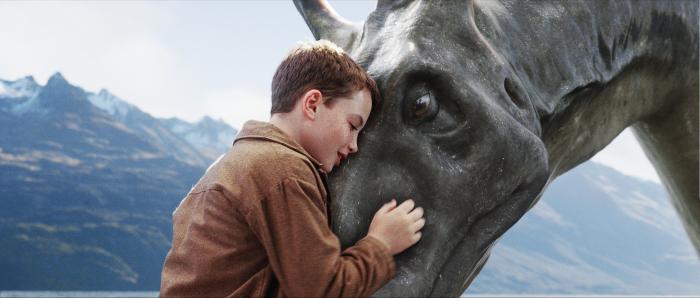Alex Etel در صحنه فیلم سینمایی The Water Horse