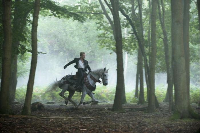 Billy Magnussen در صحنه فیلم سینمایی به سوی جنگل