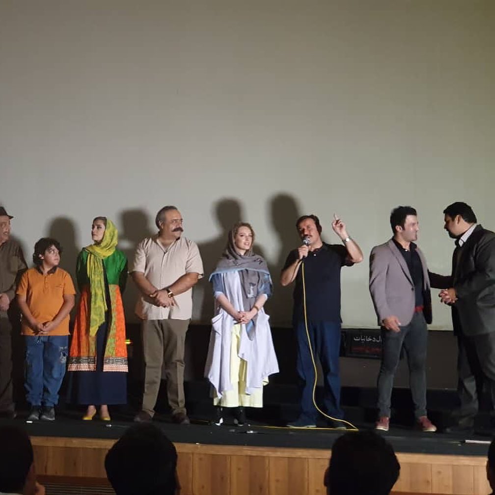 کیان علی پناه در صحنه فیلم سینمایی تپلی و من به همراه یوسف تیموری