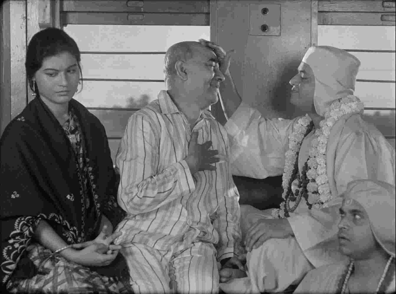  فیلم سینمایی The Holy Man به کارگردانی Satyajit Ray