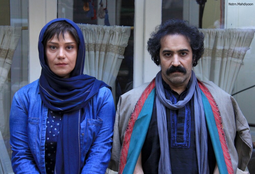 افشین هاشمی در صحنه فیلم سینمایی خداحافظ دختر شیرازی به همراه شبنم مقدمی