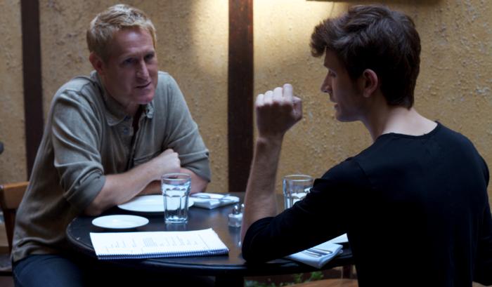 Keith Dougherty در صحنه فیلم سینمایی Aleksandr's Price به همراه Pau Masó