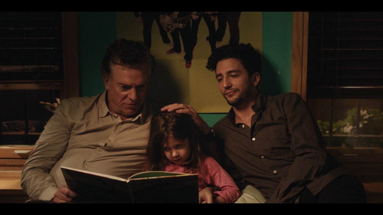 کریستوفر مک دونالد در صحنه فیلم سینمایی Don't Worry Baby به همراه John Magaro
