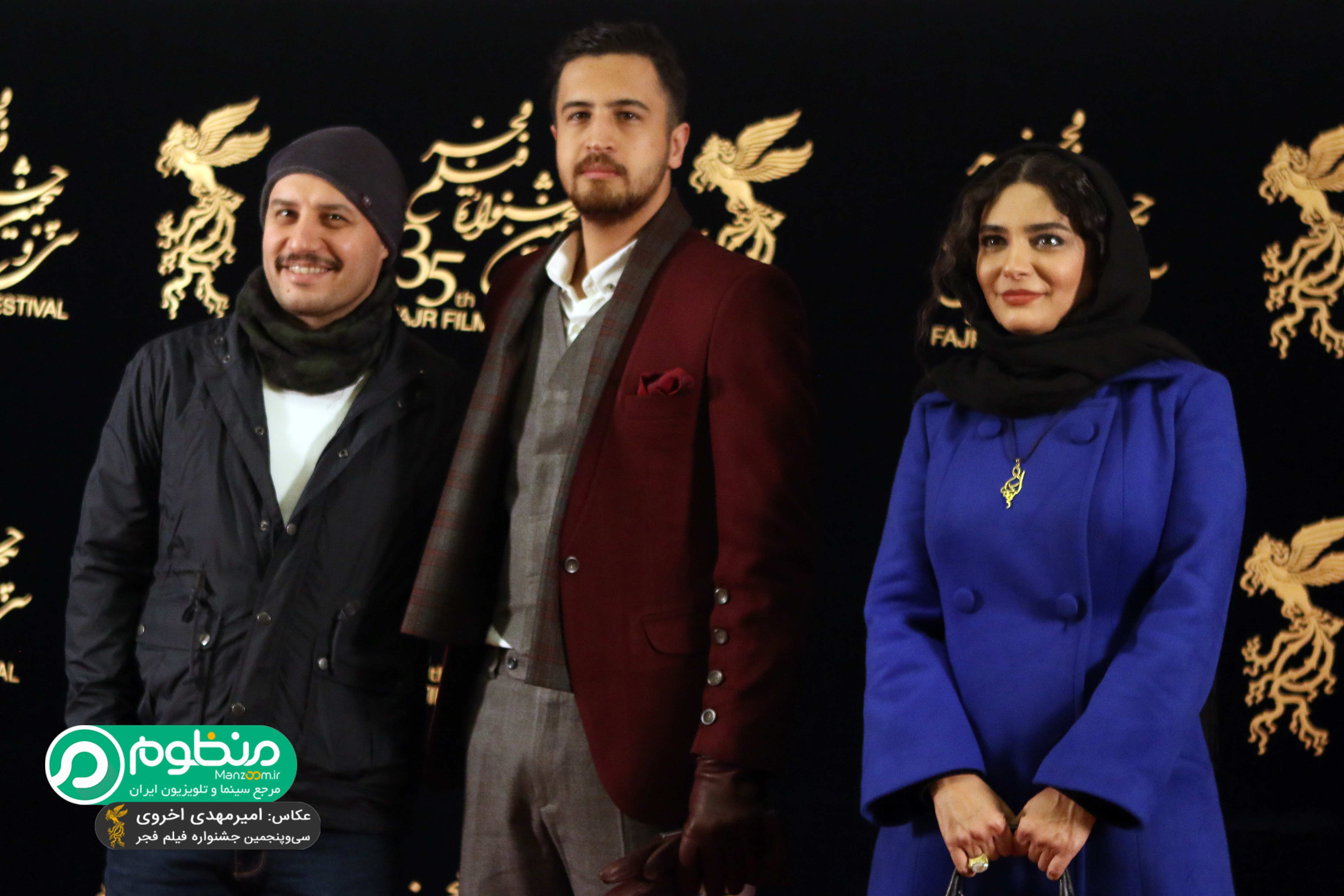 جواد عزتی در فرش قرمز فیلم سینمایی ماجرای نیمروز به همراه مهرداد صدیقیان و لیندا کیانی