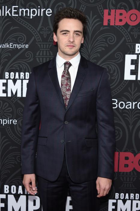 Vincent Piazza در صحنه سریال تلویزیونی امپراتوری بوردواک