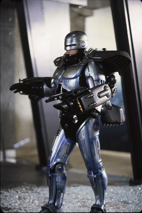  فیلم سینمایی RoboCop 3 با حضور Robert John Burke