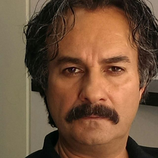 تصویری شخصی از علی عمرانی، بازیگر و کارگردان سینما و تلویزیون