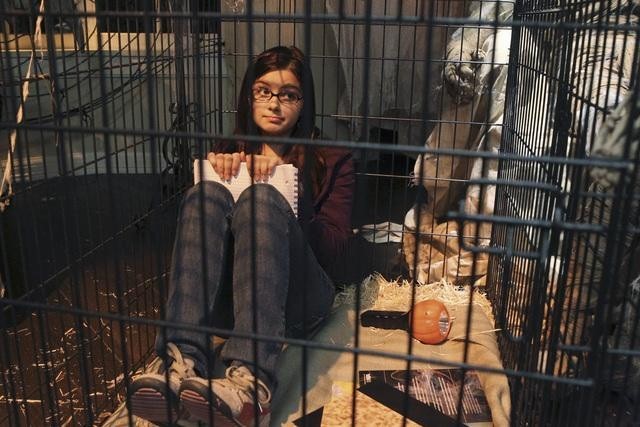 آریل وینتر در صحنه سریال تلویزیونی خانواده امروزی