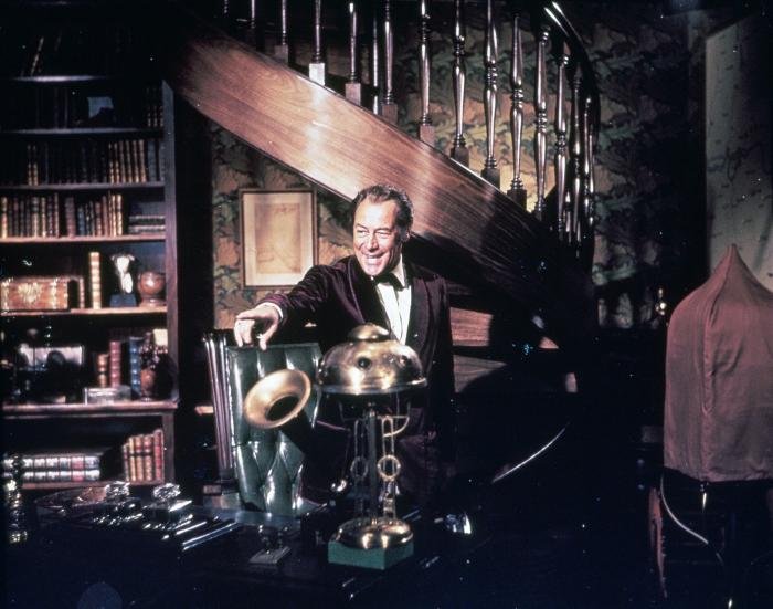 Rex Harrison در صحنه فیلم سینمایی بانوی زیبای من