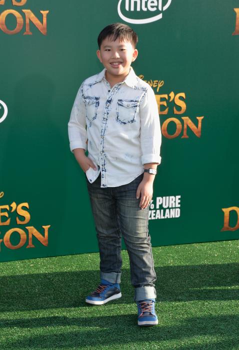 Albert Tsai در صحنه فیلم سینمایی اژدهای پیت