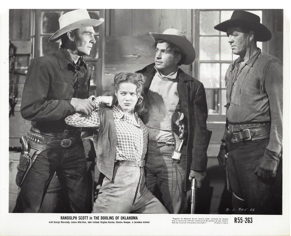 Randolph Scott در صحنه فیلم سینمایی The Doolins of Oklahoma به همراه Noah Beery Jr.، George Macready و Dona Drake