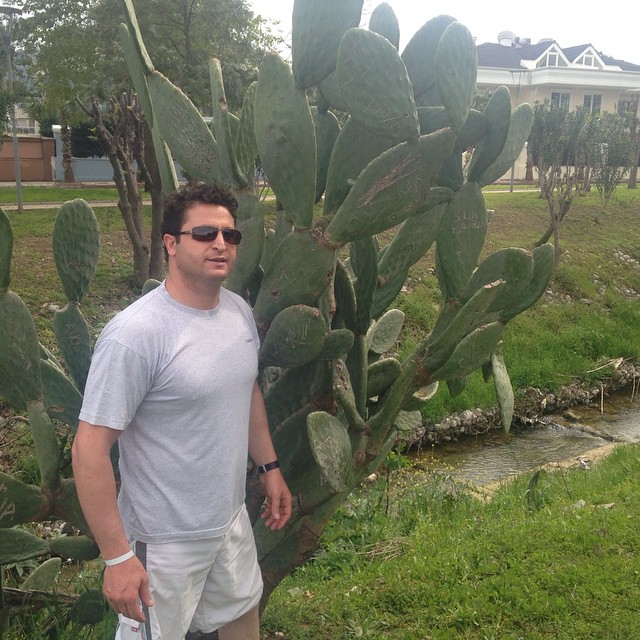 تصویری شخصی از بهزاد جعفری، بازیگر و طراح صحنه سینما و تلویزیون