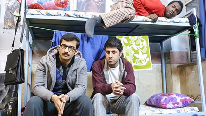علیرضا رئیسی در صحنه سریال تلویزیونی آقا و خانم سنگی به همراه هومن حاجی‌عبداللهی
