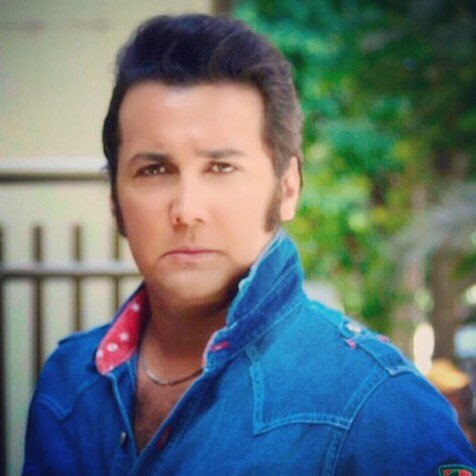 تصویری شخصی از سیدحسام نواب‌صفوی، بازیگر سینما و تلویزیون