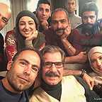 پشت صحنه سریال تلویزیونی زیر همکف با حضور عزت‌الله مهرآوران، ویدا جوان، پریسا مقتدی و سامان دارابی