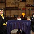 تصویری از فاطمه محمدی، مجری سینما و تلویزیون در حال بازیگری سر صحنه یکی از آثارش