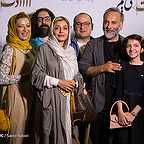 اکران افتتاحیه فیلم سینمایی عادت نمی‌کنیم با حضور سارا سلطانی، حمیدرضا آذرنگ، ساره بیات و حامد ثابت