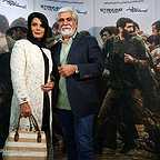 اکران افتتاحیه فیلم سینمایی ایستاده در‌ غبار با حضور عاطفه رضوی و حسین پاکدل