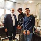 تصویری از حسین جعفری (سردار) سینما و تلویزیون در پشت صحنه یکی از آثارش