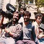 تصویری از رضا غمخوار (غفار رضایی)، مدیر تولید و بازیگر سینما و تلویزیون در پشت صحنه یکی از آثارش