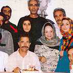 تصویری از رضا غمخوار (غفار رضایی)، مدیر تولید و بازیگر سینما و تلویزیون در پشت صحنه یکی از آثارش