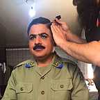 تصویری از رامین الماسی، بازیگر و مدیر تولید سینما و تلویزیون در پشت صحنه یکی از آثارش