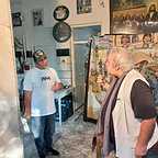 تصویری از مهدی حدادی، بازیگر سینما و تلویزیون در پشت صحنه یکی از آثارش