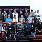 تصویری از مهدی حدادی، بازیگر سینما و تلویزیون در پشت صحنه یکی از آثارش