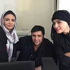 پشت صحنه سریال تلویزیونی پشت‌بام تهران با حضور اندیشه فولادوند، لیندا کیانی و سعید نعمت‌الله