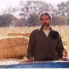  فیلم سینمایی مزرعه پدرى به کارگردانی 