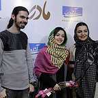 عکس جشنواره‌ ای فیلم سینمایی مادری با حضور نازنین بیاتی و الهام پاوه‌نژاد