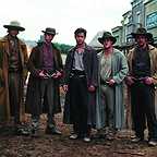  فیلم سینمایی American Outlaws با حضور کالین فارل، Scott Caan، Gabriel Macht و Will McCormack