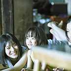  فیلم سینمایی Shoplifters با حضور Sakura Andô، Mayu Matsuoka و Miyu Sasaki